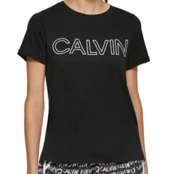 Calvin Klein like new black tshirt - Picture 1 of 4